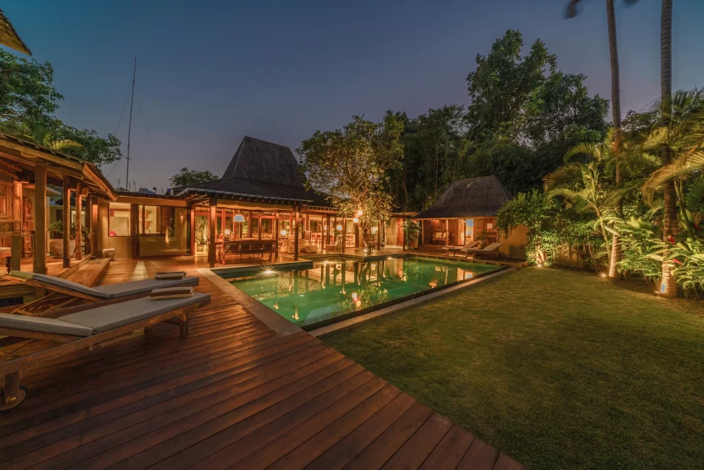 villa-amore-seminyak_night (18)